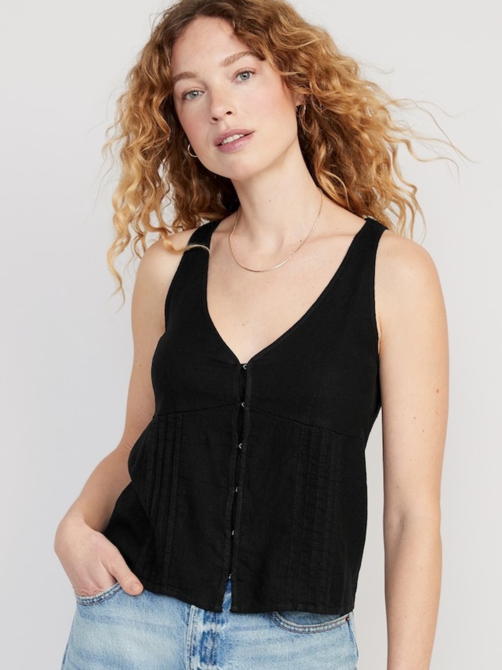 Old Navy Black Sleeveless V-Neck Button-Front Tank